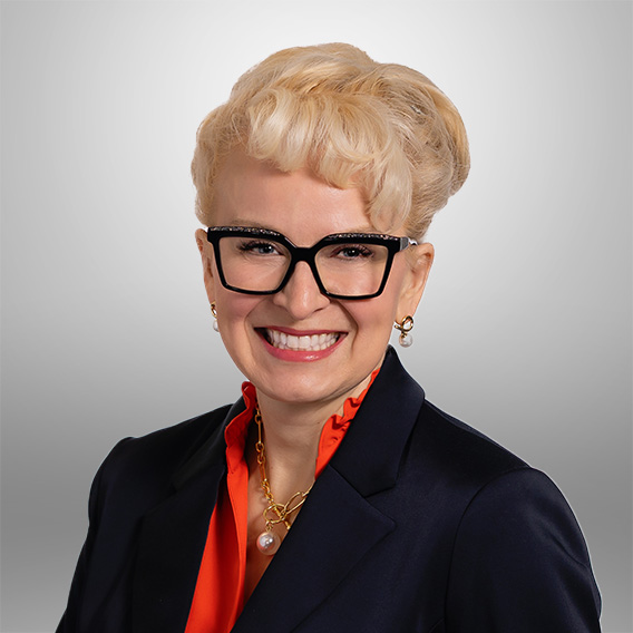 Photo of Laura Hanchett